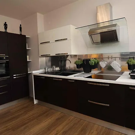 Sweet Fiera Apartment *