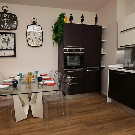 Sweet Fiera Apartment Bologna